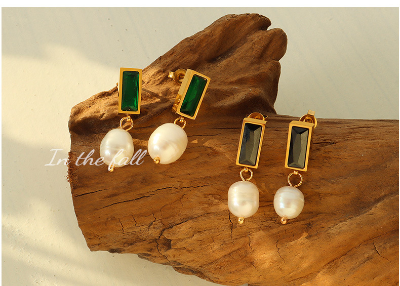 Inlaid Gemstone With Pearl Earings