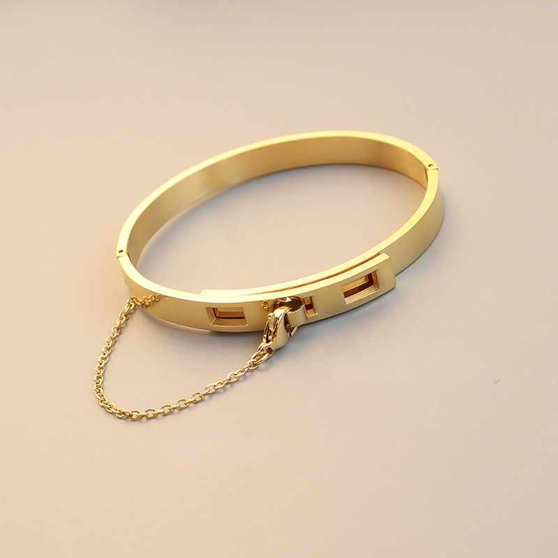 会员价商品-Tassel Hasp Style Bangle