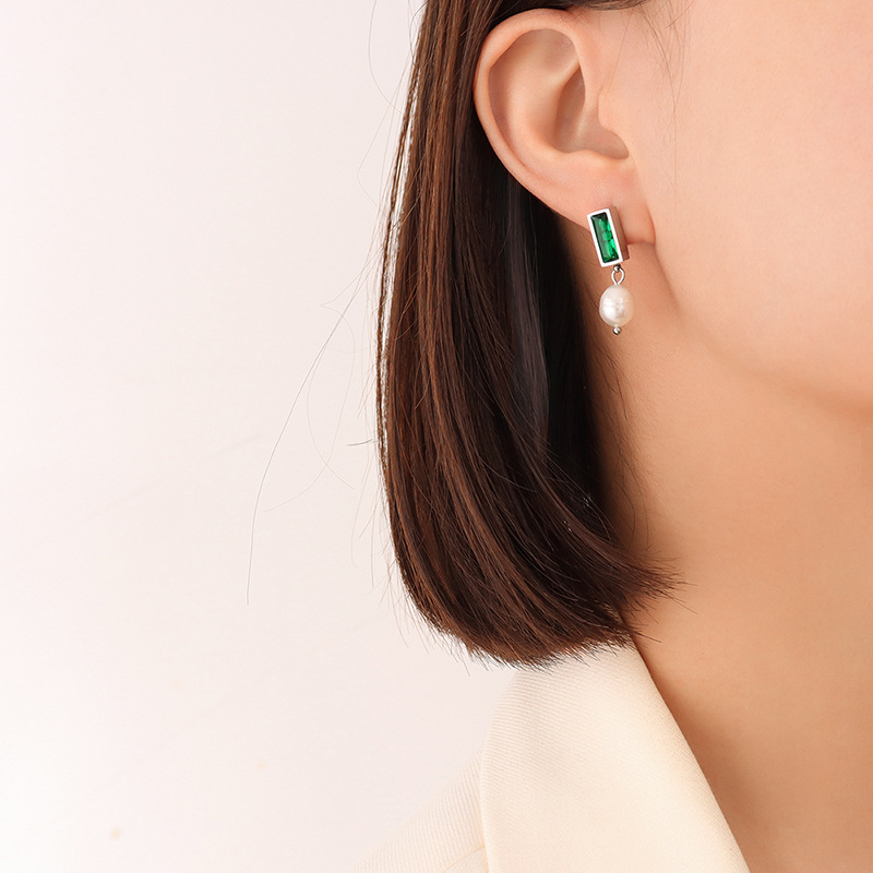 Inlaid Gemstone With Pearl Earings