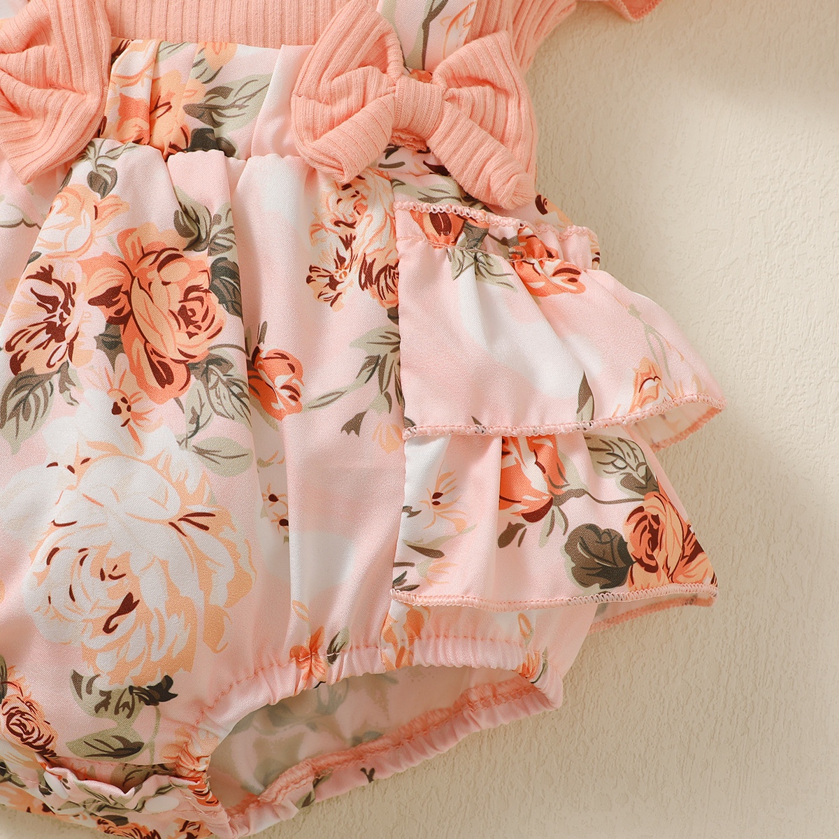 【500sku】Baby Girl Ruffle-sleeve Patchwork Floral Bowknot Bodysuit with Headband Wholesale